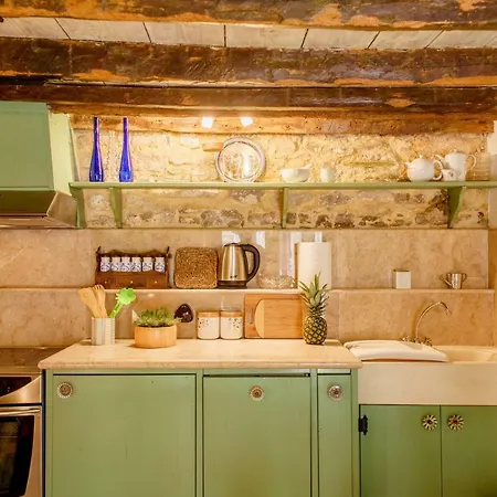 Stone House Kala Kastela