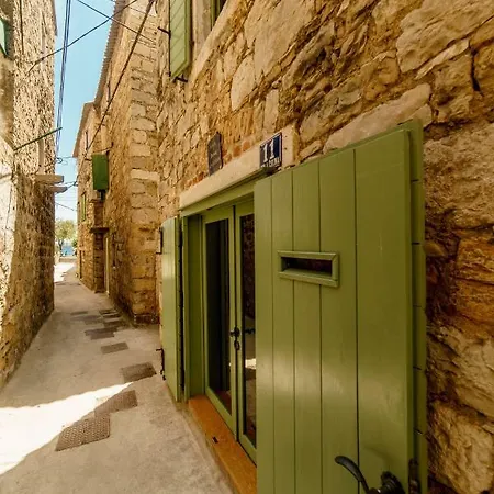 Dom wakacyjny Stone House Kala